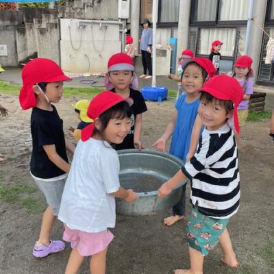 泥んこ遊び　～年長・年中～