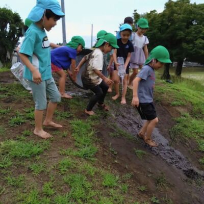 泥んこ遊び　～年長・年中～