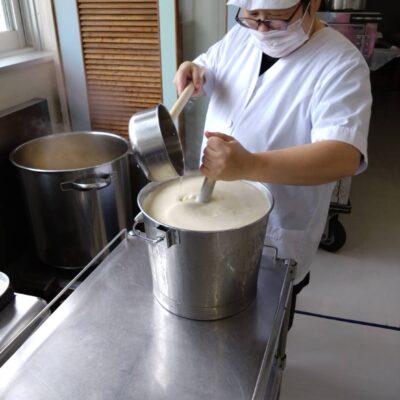 今日の給食何かな～