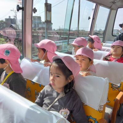 もも組さんバスに乗ってお出かけ♪