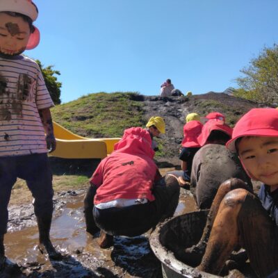 泥んこ遊び