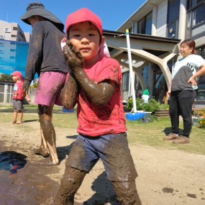 泥んこ遊び