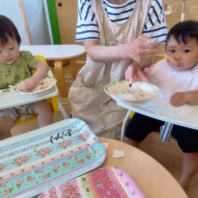 0.1歳児ランチタイム